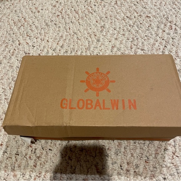 NWT Global Win Tan Suede Moccasin Slippers Size 8 - Picture 5 of 7